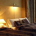 Kilronan House
