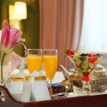 Konukevi Kilronan House