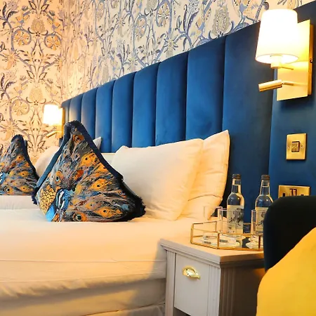 Πανσιόν Kilronan House 3*