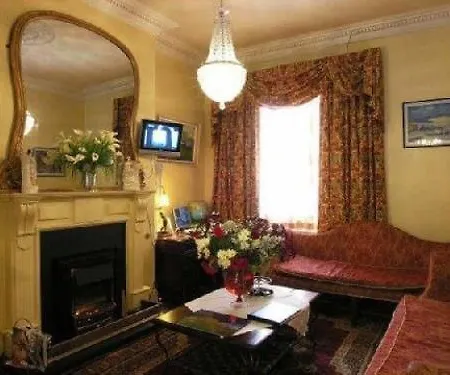 Kilronan House 3*